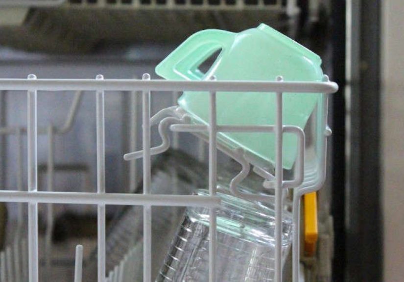 Domestic Science: How to Load a Dishwasher