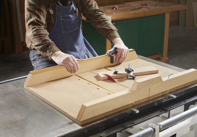 How To Build a Table Saw Crosscut Sled (DIY)
