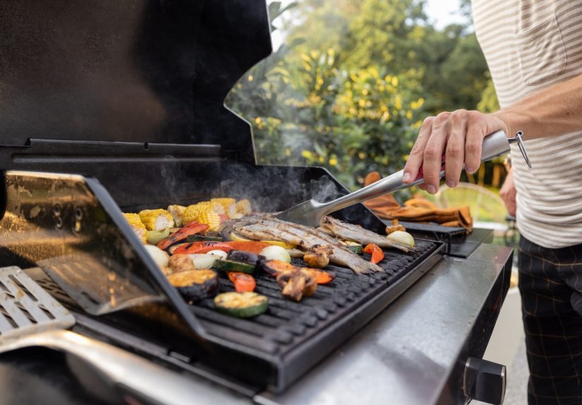 Natural Gas vs. Propane Grill: Which Is Best for Your Home Cookouts?