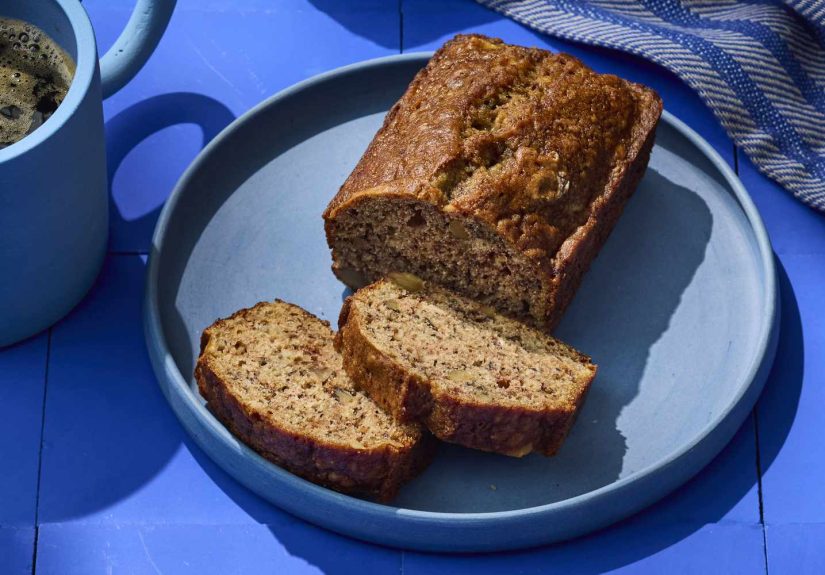This Mini Banana Bread Recipe Is the Perfect Easy Fall Bakeand You Don't Have to Share