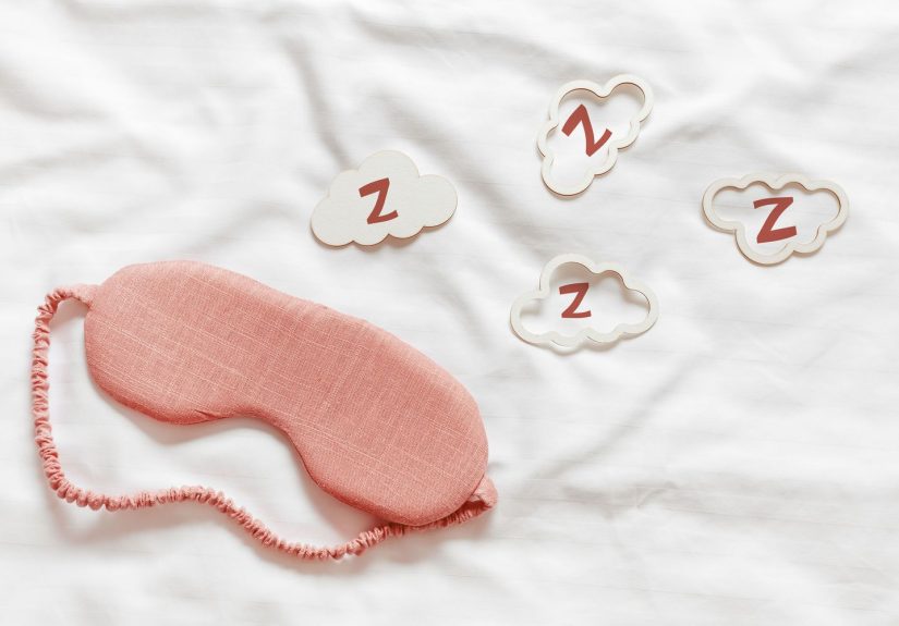 We Asked Dietitians What to Drink Before Bed for Better SleepTheir Answer Was Unanimous