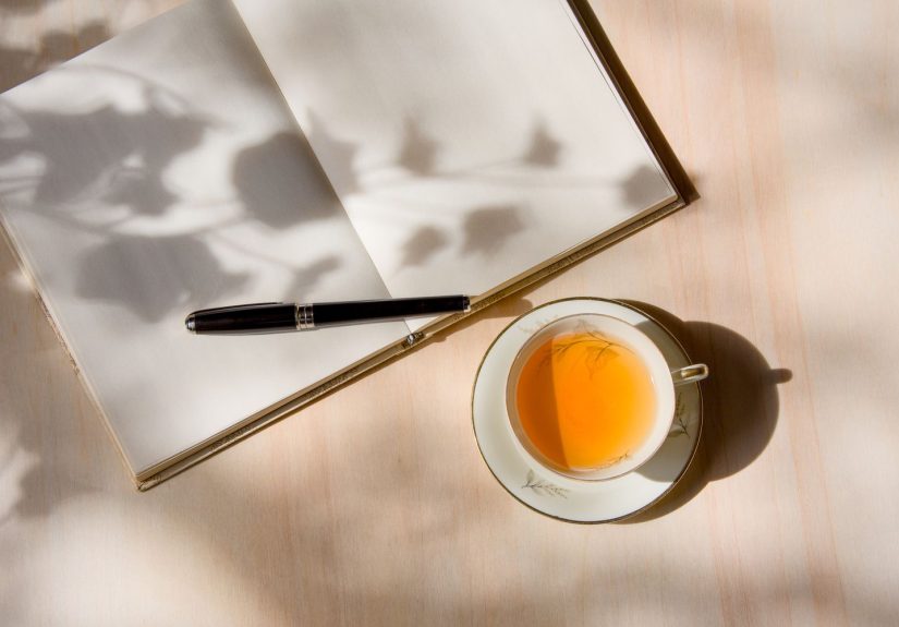 8 Ways to Reset After the Holidays, According to Therapists