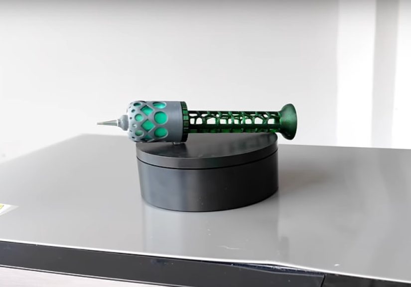 A Cordless Soldering Iron With A Difference