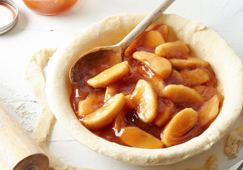 Canning Apples for Pies, Applesauce, and More