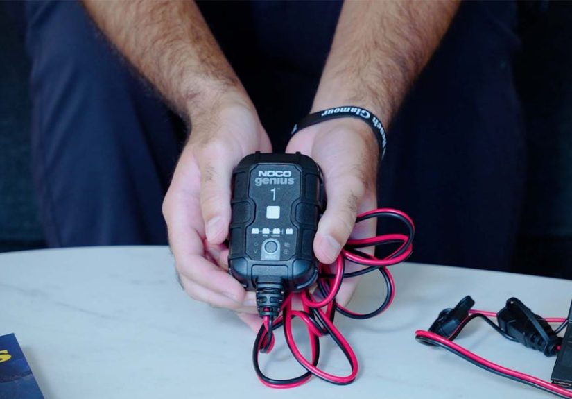 How to Keep Your Car Battery Charged With a Simple Device