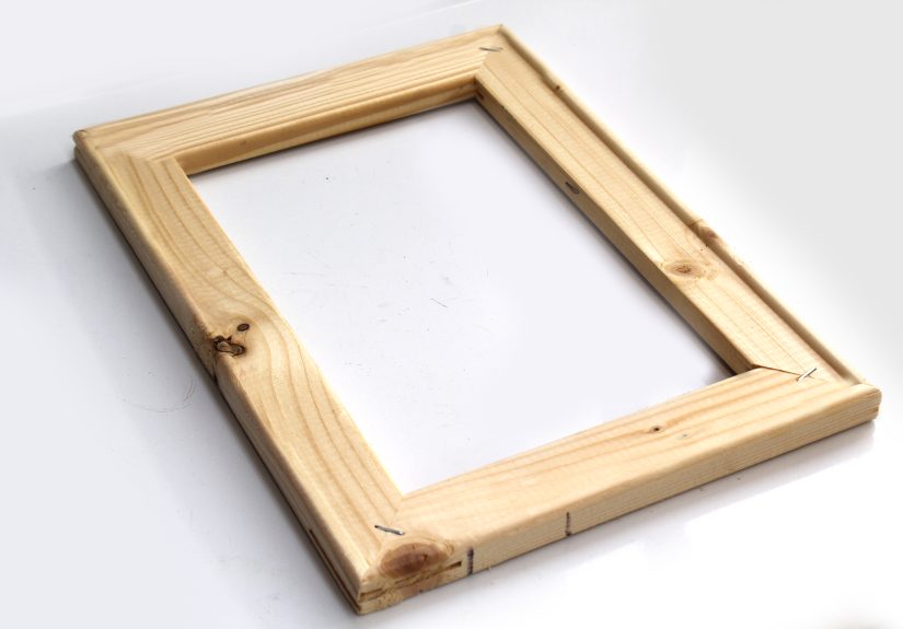 How to Make Stretcher Bars: 7 Steps