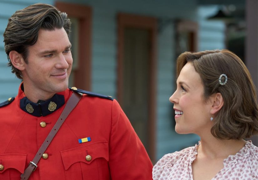 'WCTH' Fans Want More From Elizabeth and Nathan's Relationship