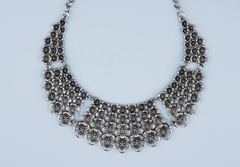 3 Ways to Clean Costume Jewelry