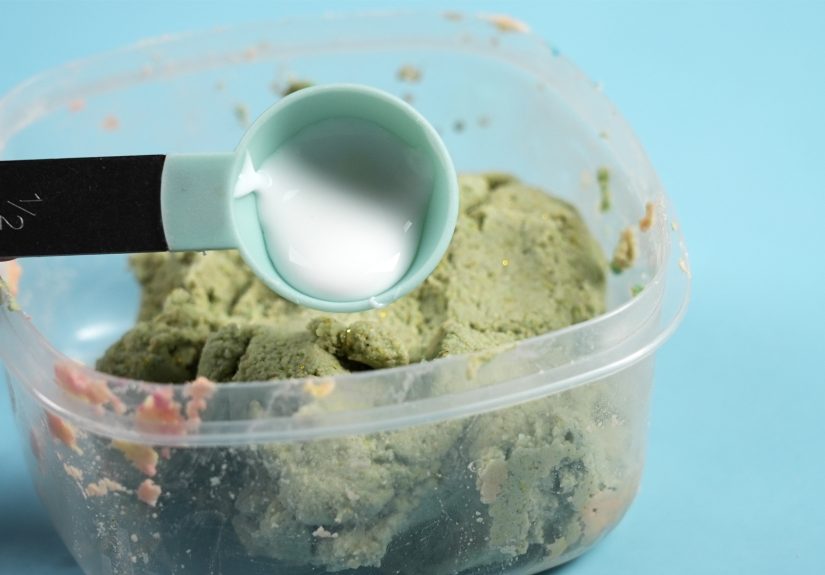 5 Ways to Make Cornflour Slime