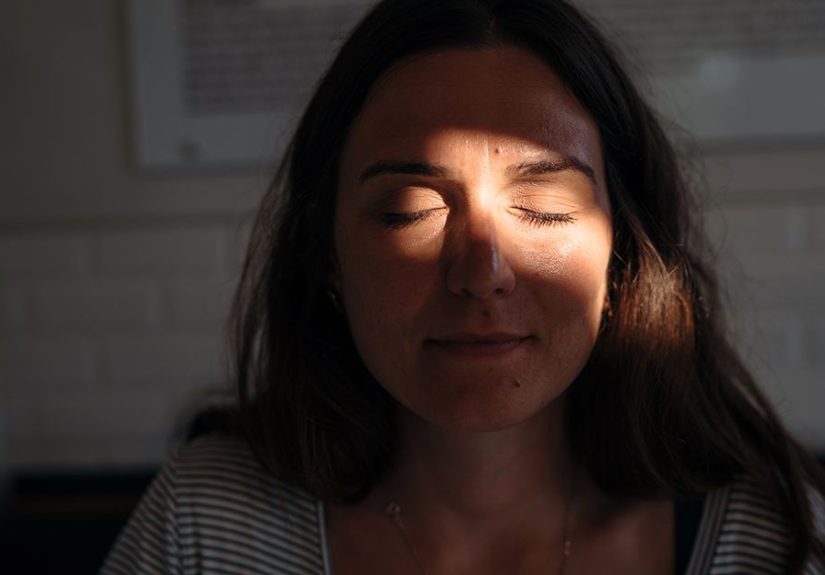 Acupressure Points for Eyes: Where and How to Massage, Plus Benefits