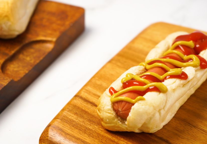 Easy Ways to Steam a Hot Dog Bun: 9 Steps