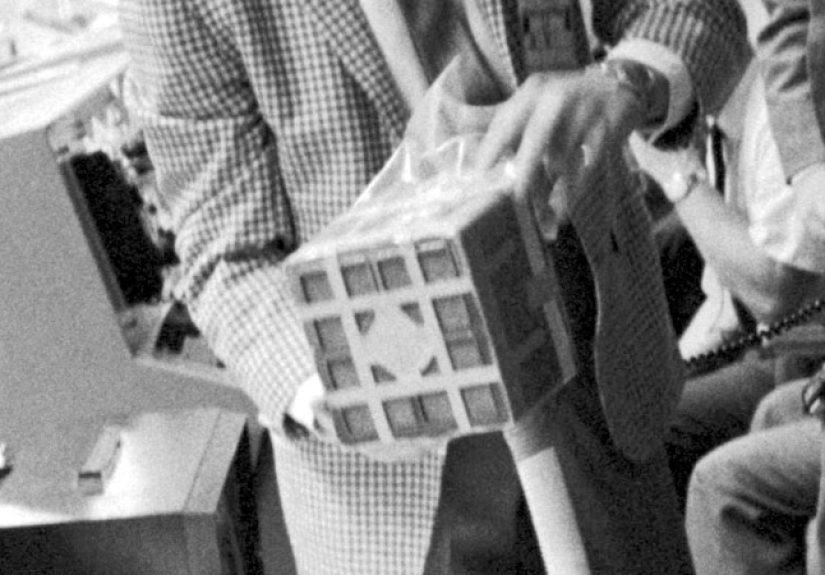 In Memory Of Ed Smylie, Whose Famous Hack Saved The Apollo 13 Crew