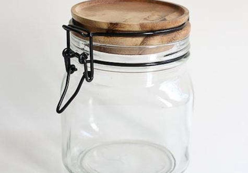 Storage: Limpid Jar from Merchant No. 4
