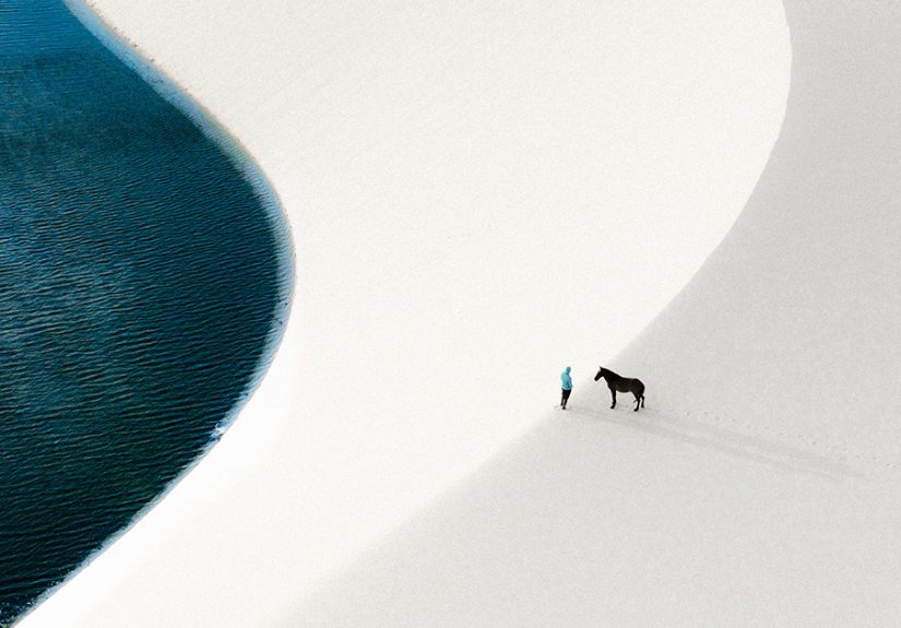 The Best 35 Photos Of 2025 According To The Minimalism Photography Awards