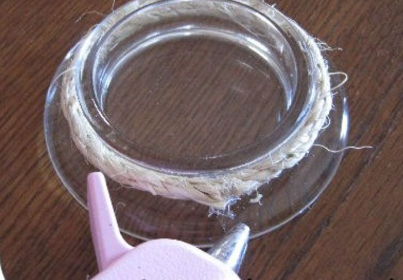 Use a Lot of Jar Candles? Here Are 2 Idea's for the Glass Lids
